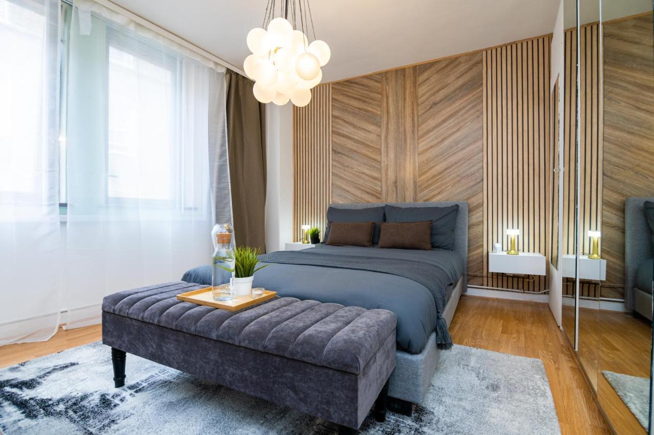 Appartamento Charming Gem Ii 2bd 2ba Retreat Londra
